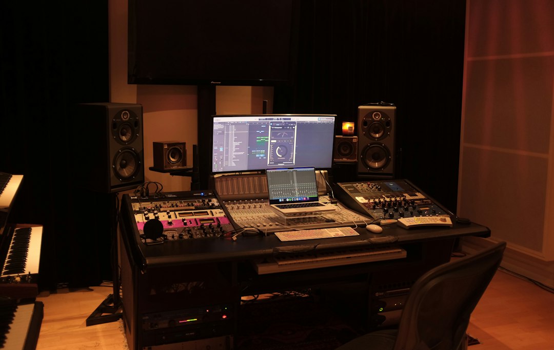 Tecnología de producción musical en estudio